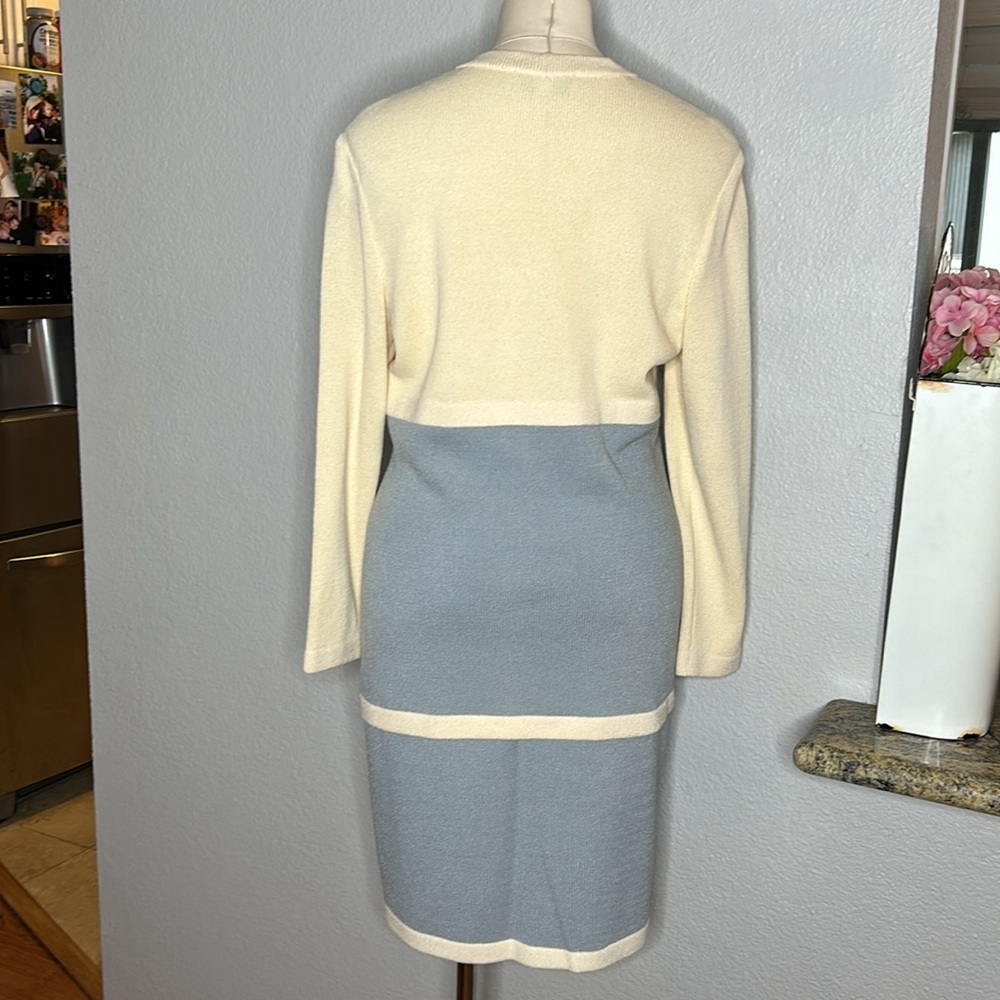 St.John Collection Santana knit colorblock cardigan and skirt set - Picture 6 of 11
